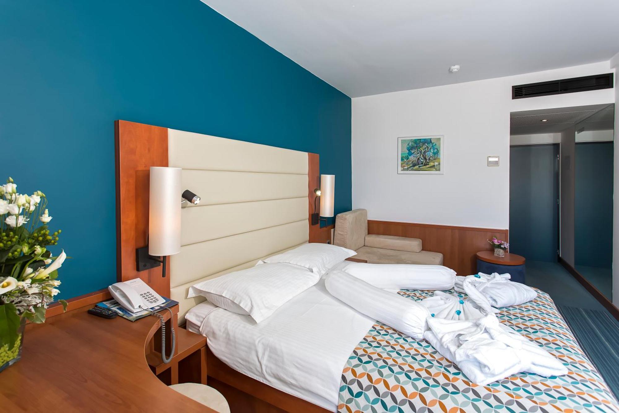 Ilirija Resort Hotel Kornati Biograd Na Moru Bilik gambar